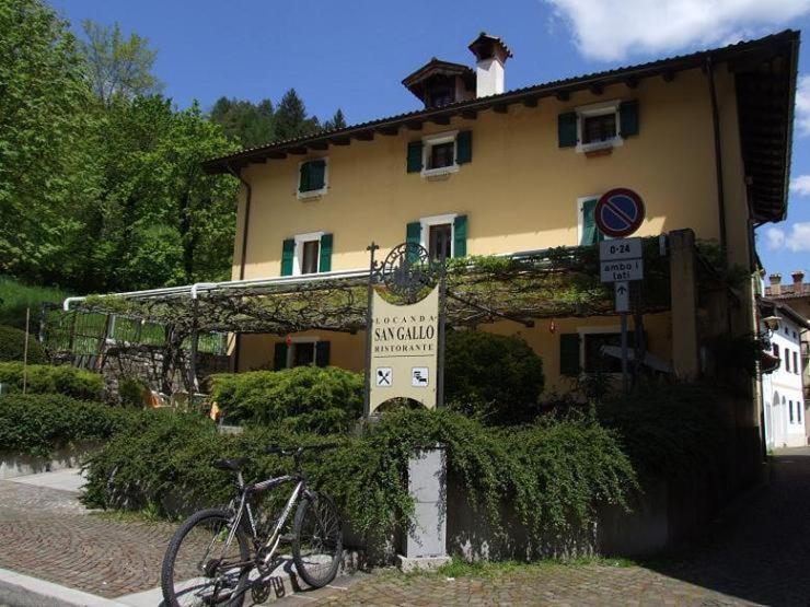 Locanda San Gallo Hotel Moggio Udinese ภายนอก รูปภาพ