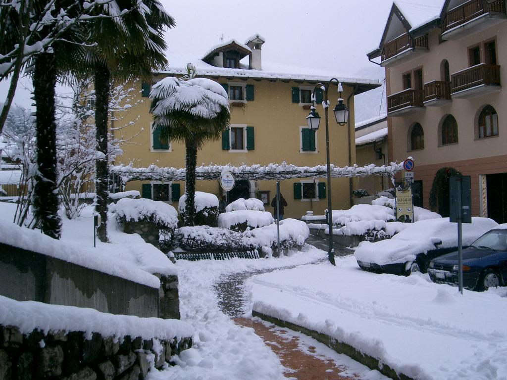 Locanda San Gallo Hotel Moggio Udinese ภายนอก รูปภาพ